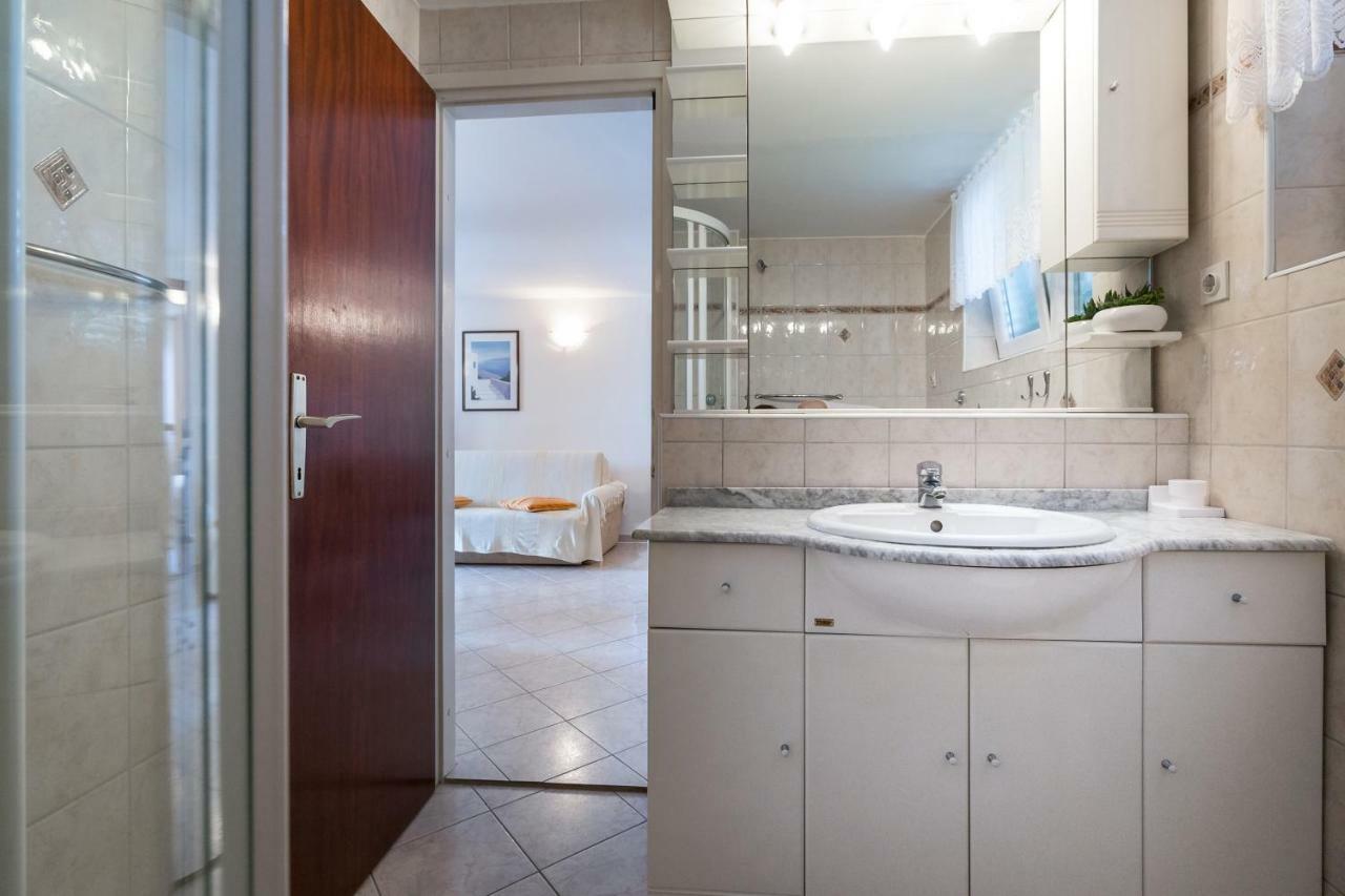 Beach Apartment M & B Poljana  ภายนอก รูปภาพ