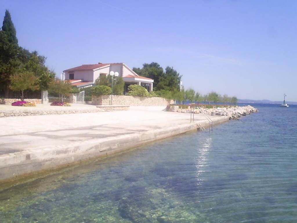 Beach Apartment M & B Poljana  ภายนอก รูปภาพ